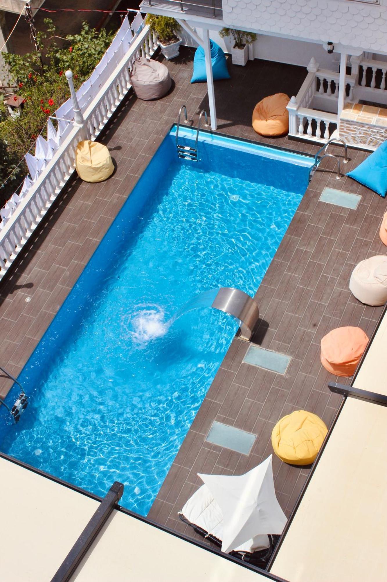Qeparo Napolon Complex Hotel ภายนอก รูปภาพ