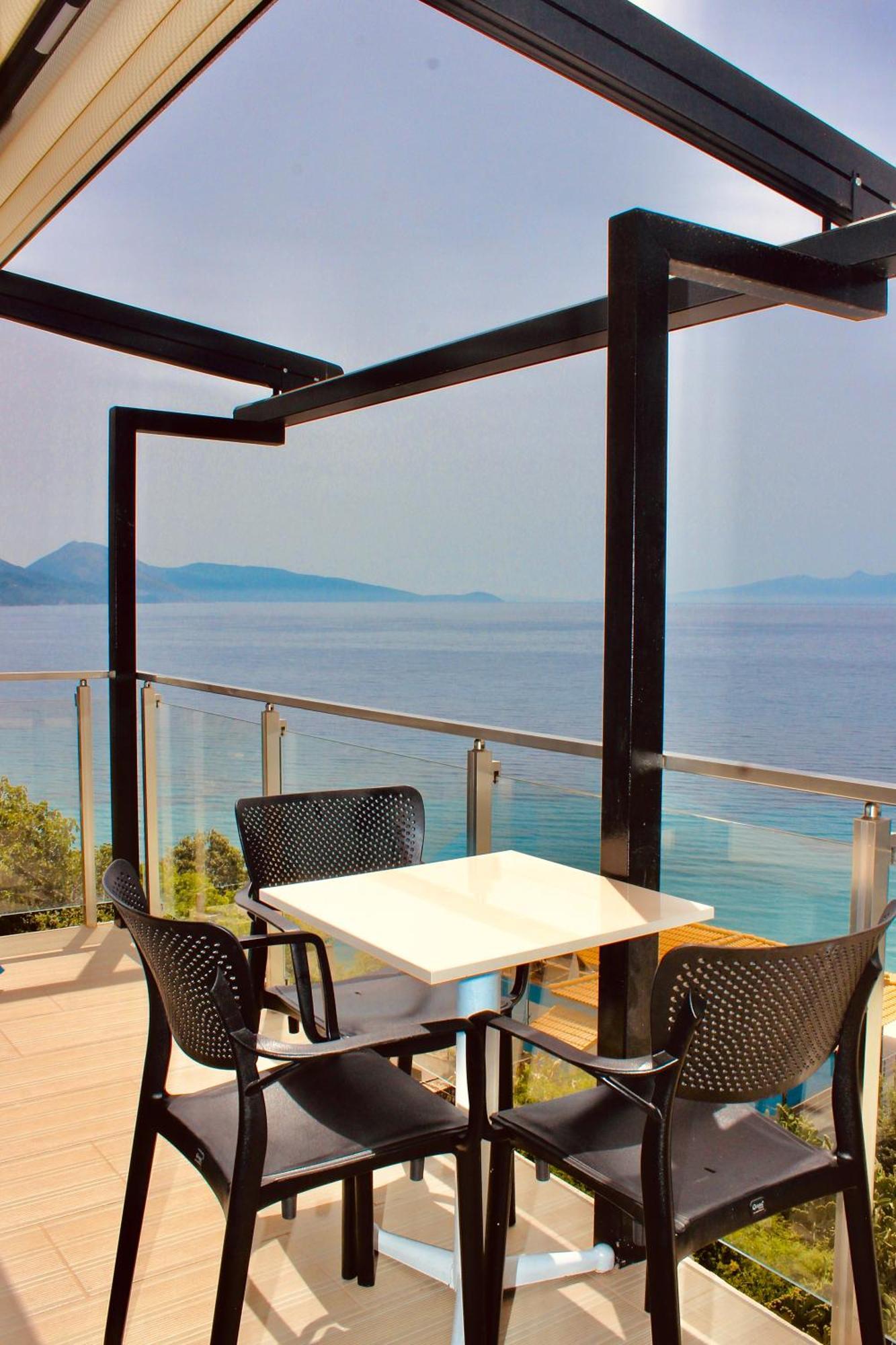 Qeparo Napolon Complex Hotel ภายนอก รูปภาพ